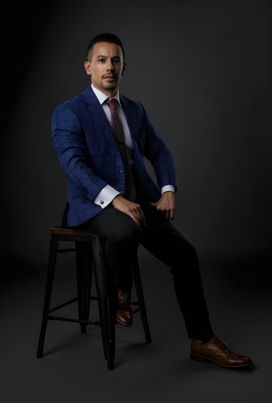 Chân dung Dr. Sebastian Gutierrez De Pineres